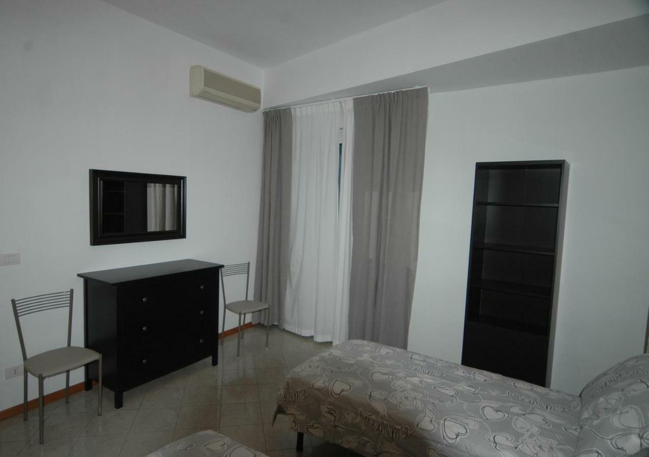 Casa Rosa Appartement Rimini Buitenkant foto