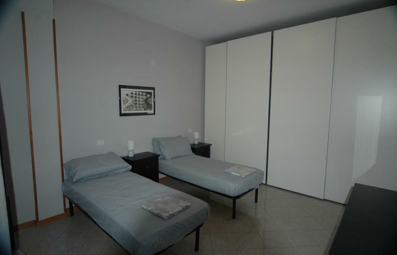 Casa Rosa Appartement Rimini Buitenkant foto